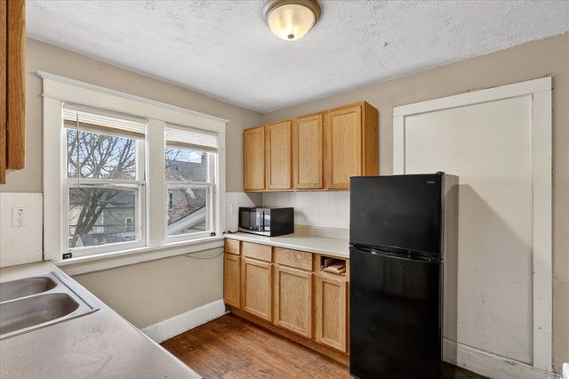 1315 E Stockbridge Avenue, Kalamazoo, MI 49001