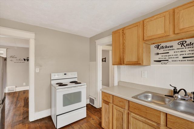 1315 E Stockbridge Avenue, Kalamazoo, MI 49001