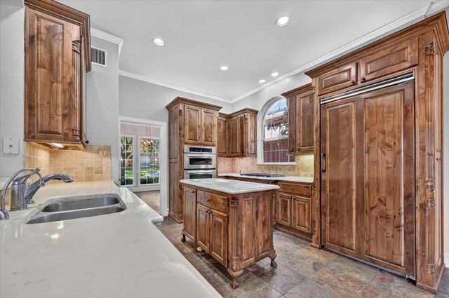 8004 Ashby Court, Plano, TX 75025
