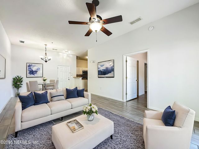 7920 MERRILL Road 1107, Jacksonville, FL 32277