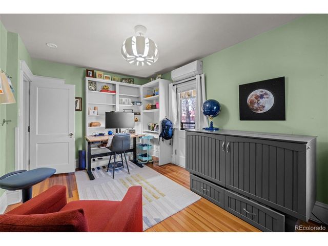 1750 Hudson St, Denver, CO 80220