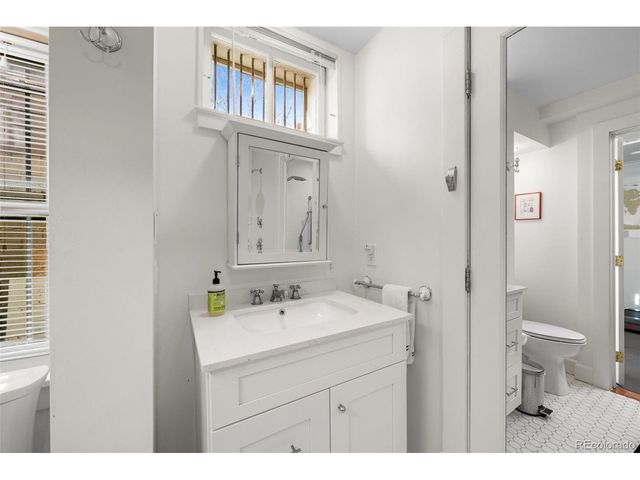 1750 Hudson St, Denver, CO 80220