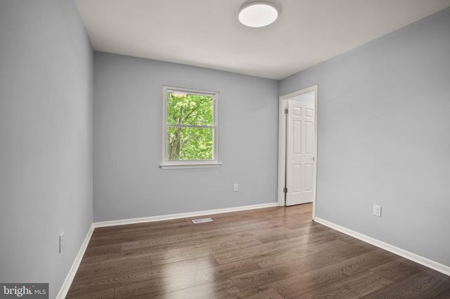 10 IRON BOLT CT, Catonsville, MD 21228