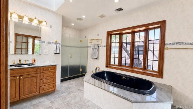 24236 51st Avenue, Little Neck, NY 11362
