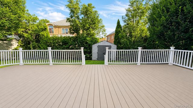 24236 51st Avenue, Little Neck, NY 11362