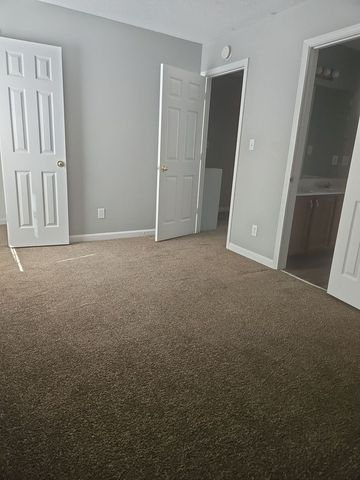 2048 Tynewood Dr, Clarksville, TN 37042