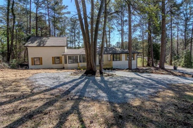 2541 Winding Lake Trail, Conyers, GA 30012