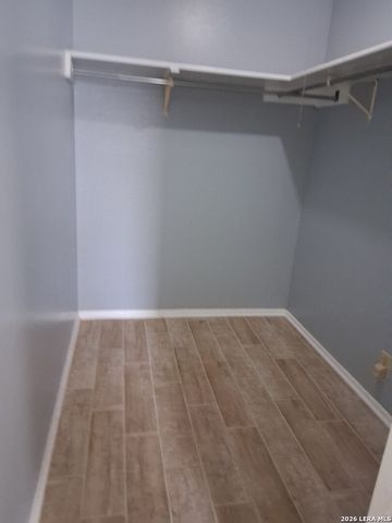 10435 Canyon Vlg, San Antonio, TX 78245