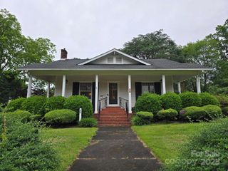 129 Carolina Avenue, Forest City, NC 28043
