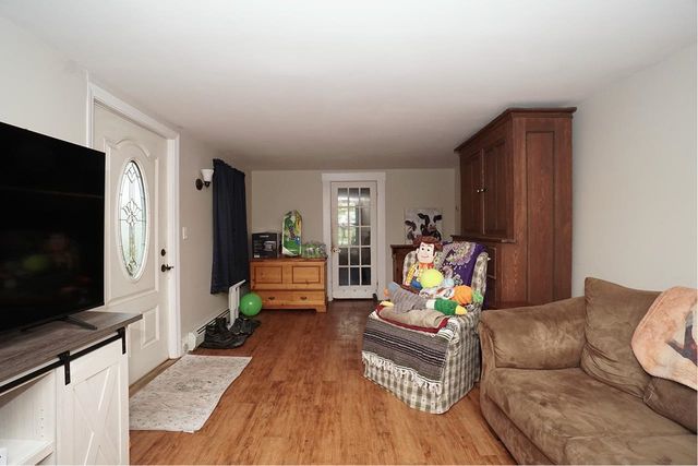 197 Chester Street, Chester, NH 03036