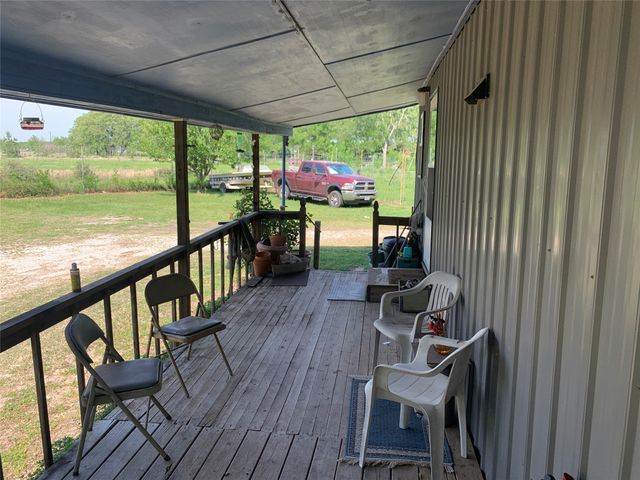 248 Rs County Road 1490, Point, TX 75472