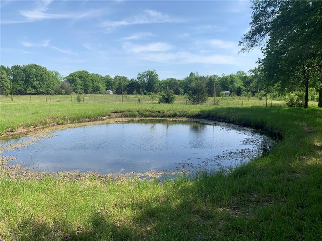 248 Rs County Road 1490, Point, TX 75472