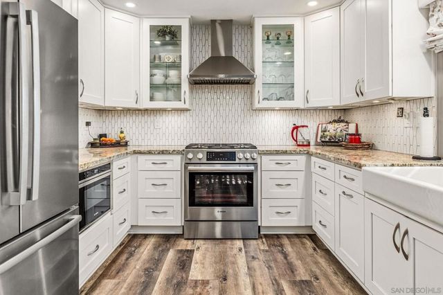 17357 Plaza Maria, San Diego, CA 92128