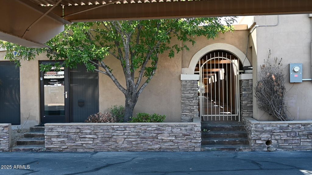 8821 N 7TH Street 305, Phoenix, AZ 85020 — photo 2