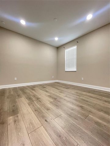 33234 SYCAMORE LEAF DRIVE, Wesley Chapel, FL 33545