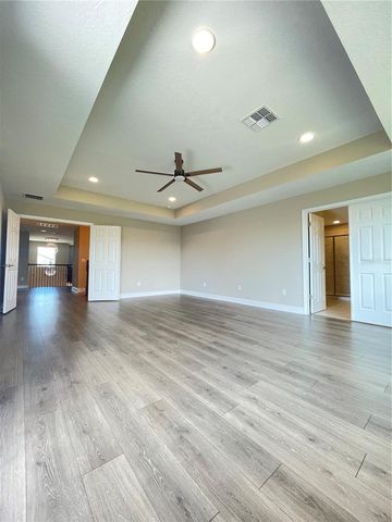33234 SYCAMORE LEAF DRIVE, Wesley Chapel, FL 33545