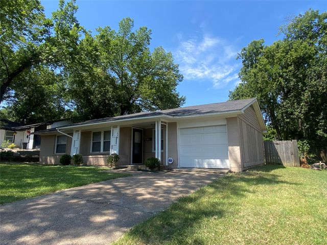 1606 Virginia Street, Grand Prairie, TX 75051