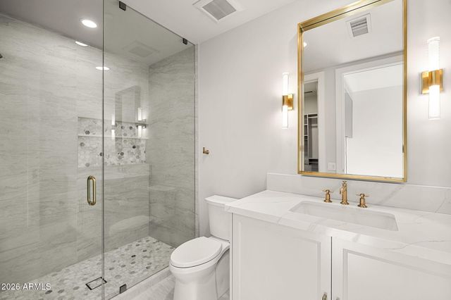 4863 N ASCENT Drive, Scottsdale, AZ 85251