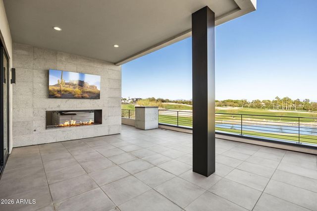 4863 N ASCENT Drive, Scottsdale, AZ 85251