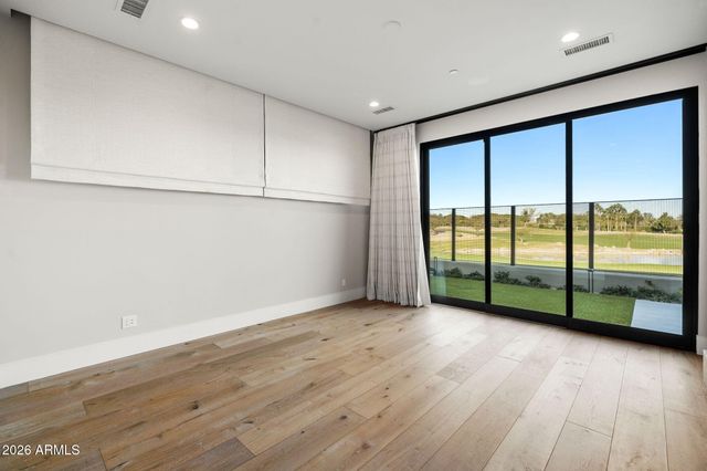 4863 N ASCENT Drive, Scottsdale, AZ 85251