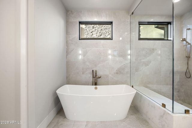 4863 N ASCENT Drive, Scottsdale, AZ 85251