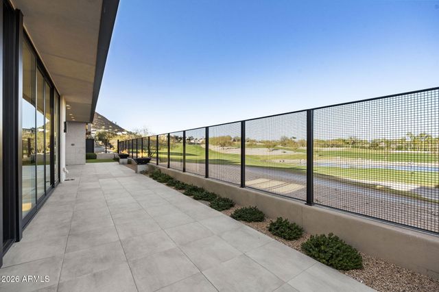 4863 N ASCENT Drive, Scottsdale, AZ 85251