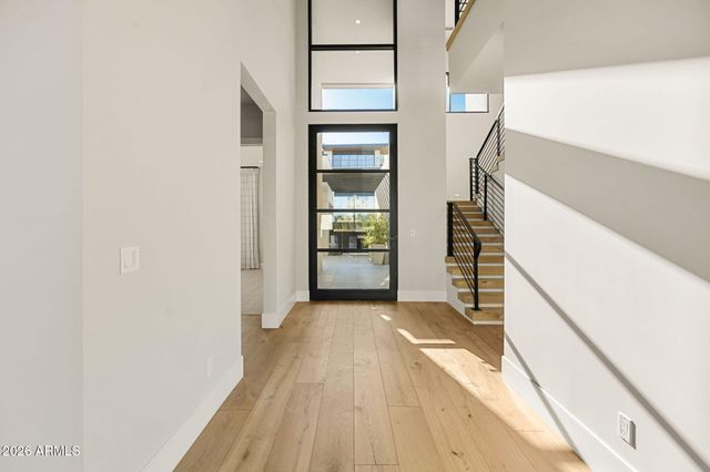 4863 N ASCENT Drive, Scottsdale, AZ 85251