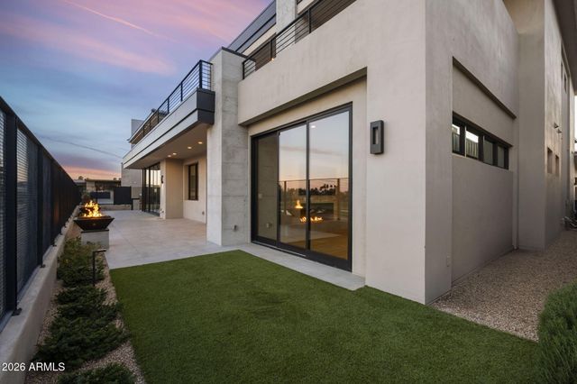 4863 N ASCENT Drive, Scottsdale, AZ 85251