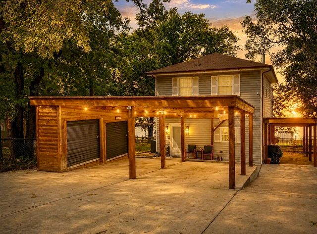 1152 W Lake Drive, Weatherford, TX 76087