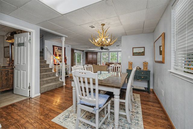 1152 W Lake Drive, Weatherford, TX 76087