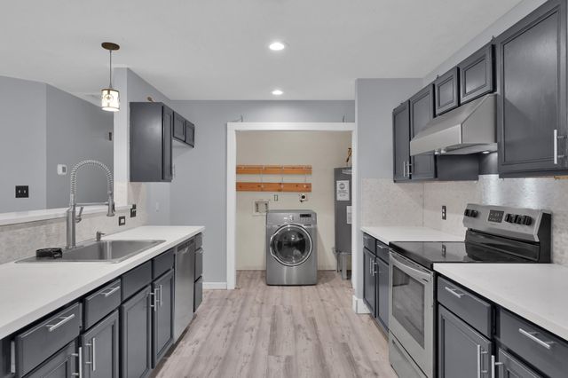 1001 Oak Ridge Road, Willis, TX 77378