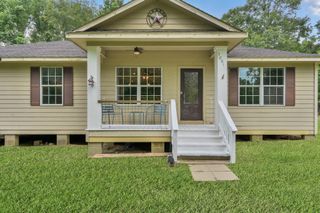 1001 Oak Ridge Road, Willis, TX 77378