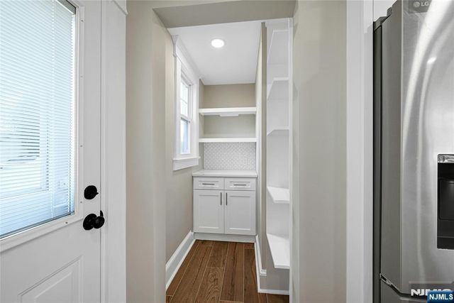 25 Marinus Street, Rochelle Park, NJ 07662