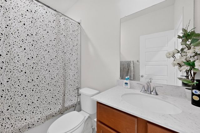 980 Burnett Drive, Aubrey, TX 76227