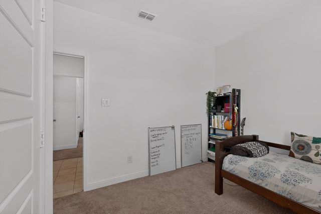 980 Burnett Drive, Aubrey, TX 76227