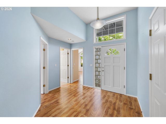 16730 Sw JORDAN Way, Portland, OR 97224