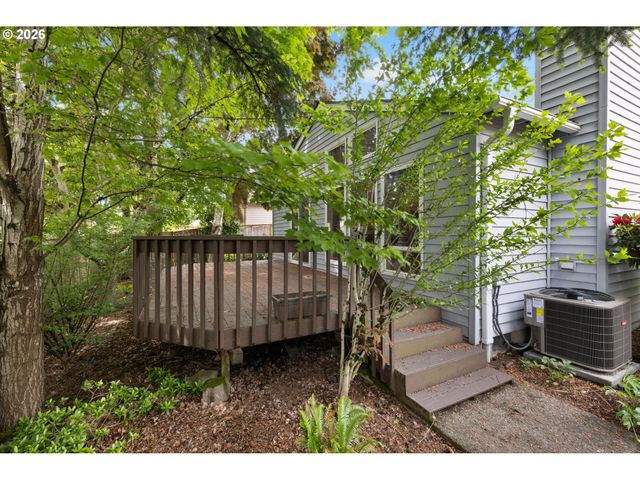 16730 Sw JORDAN Way, Portland, OR 97224