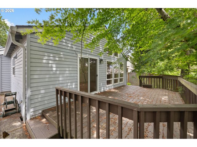 16730 Sw JORDAN Way, Portland, OR 97224