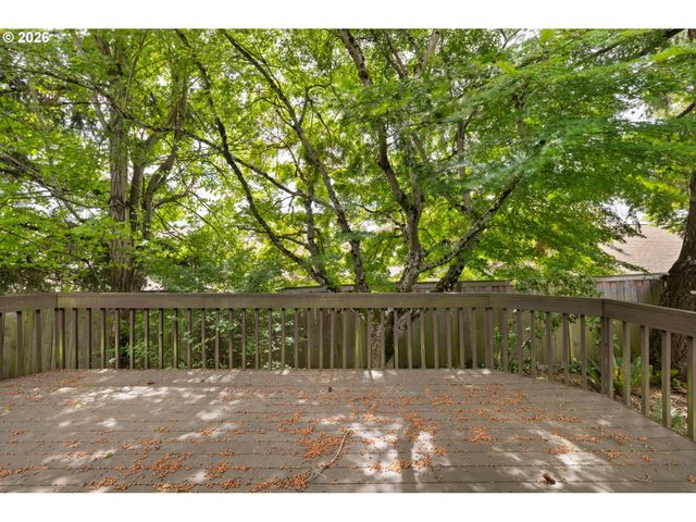 16730 Sw JORDAN Way, Portland, OR 97224