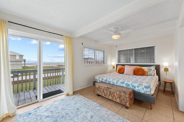 16526 Jamaica Beach Road, Jamaica Beach, TX 77554