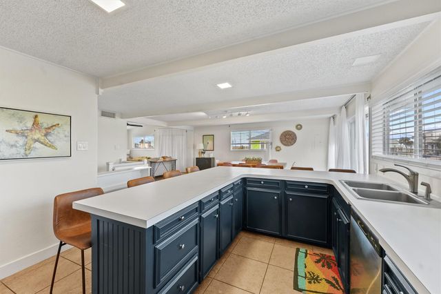 16526 Jamaica Beach Road, Jamaica Beach, TX 77554