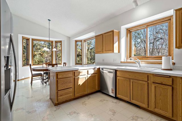 2950 Overlook Avenue N, Stillwater, MN 55082