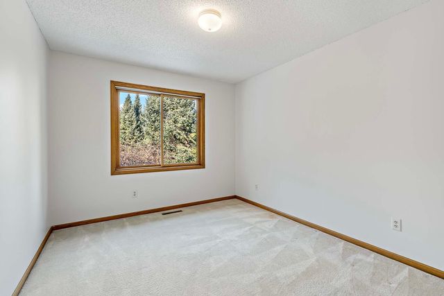 2950 Overlook Avenue N, Stillwater, MN 55082