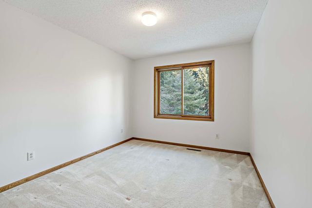 2950 Overlook Avenue N, Stillwater, MN 55082