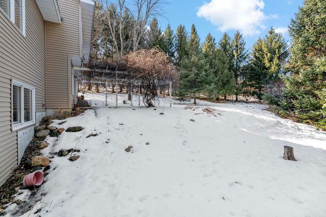 2950 Overlook Avenue N, Stillwater, MN 55082