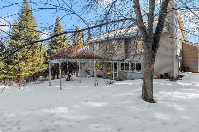 2950 Overlook Avenue N, Stillwater, MN 55082