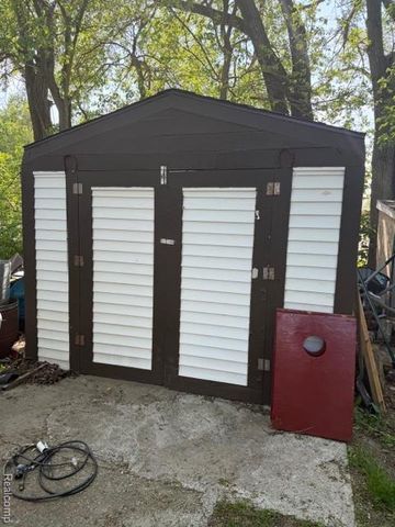 11509 Dexter Street, Clio, MI 48420