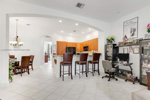 2901 NW 126th Ave 2-415, Sunrise, FL 33323