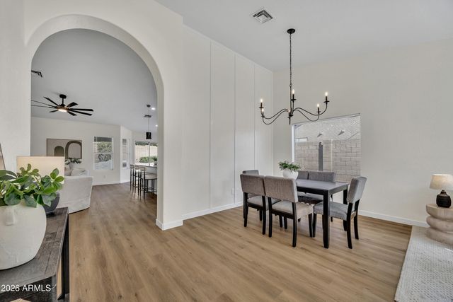 11518 E DARTMOUTH Street, Mesa, AZ 85207