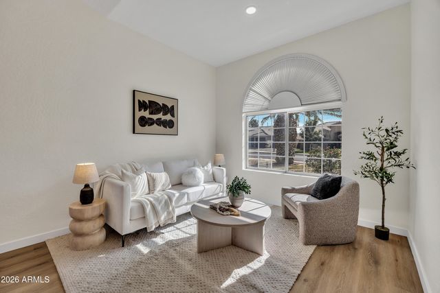 11518 E DARTMOUTH Street, Mesa, AZ 85207